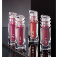 LAKA Maxi Glayer Tint 619 Posing